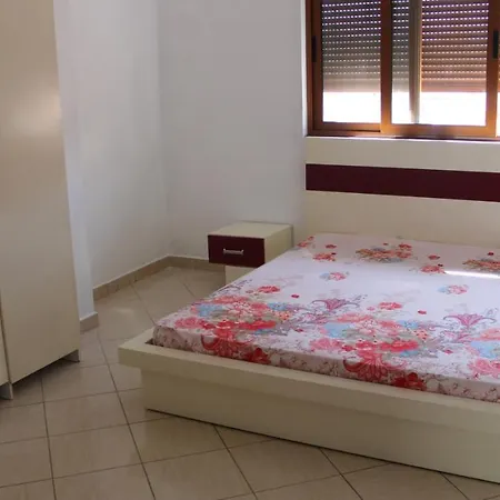 Bledi'S Comfy Apartment In New Blvd / Free Parking Tirana Exterior photo