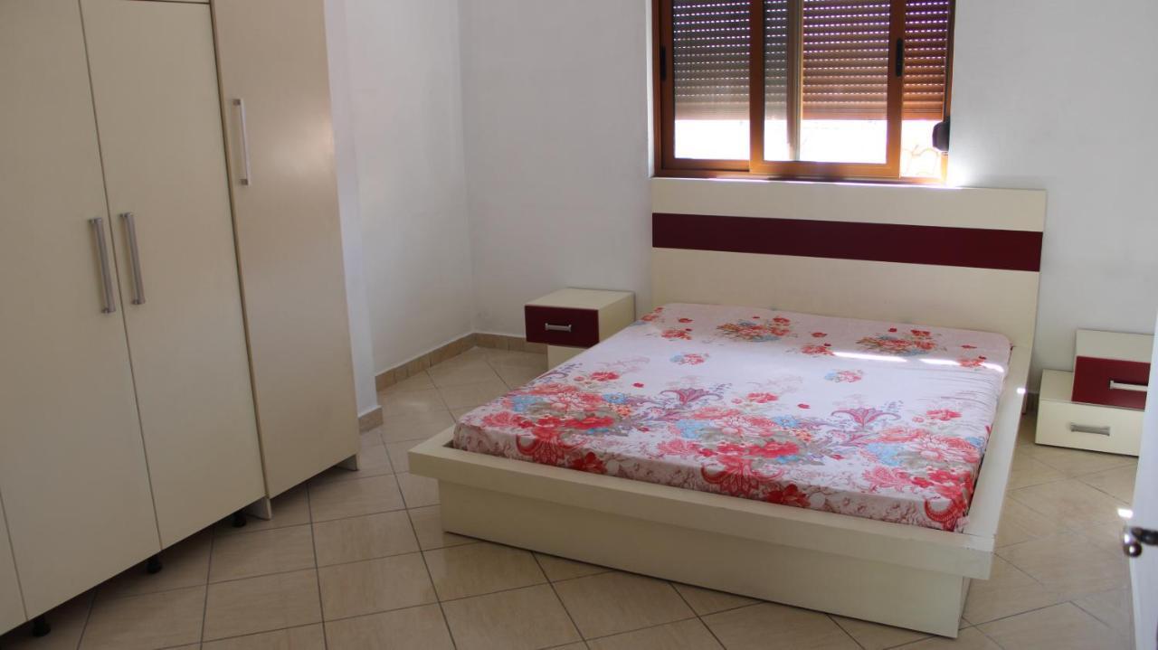 Apartamento Bledi's Comfy In New Blvd / Free Parking